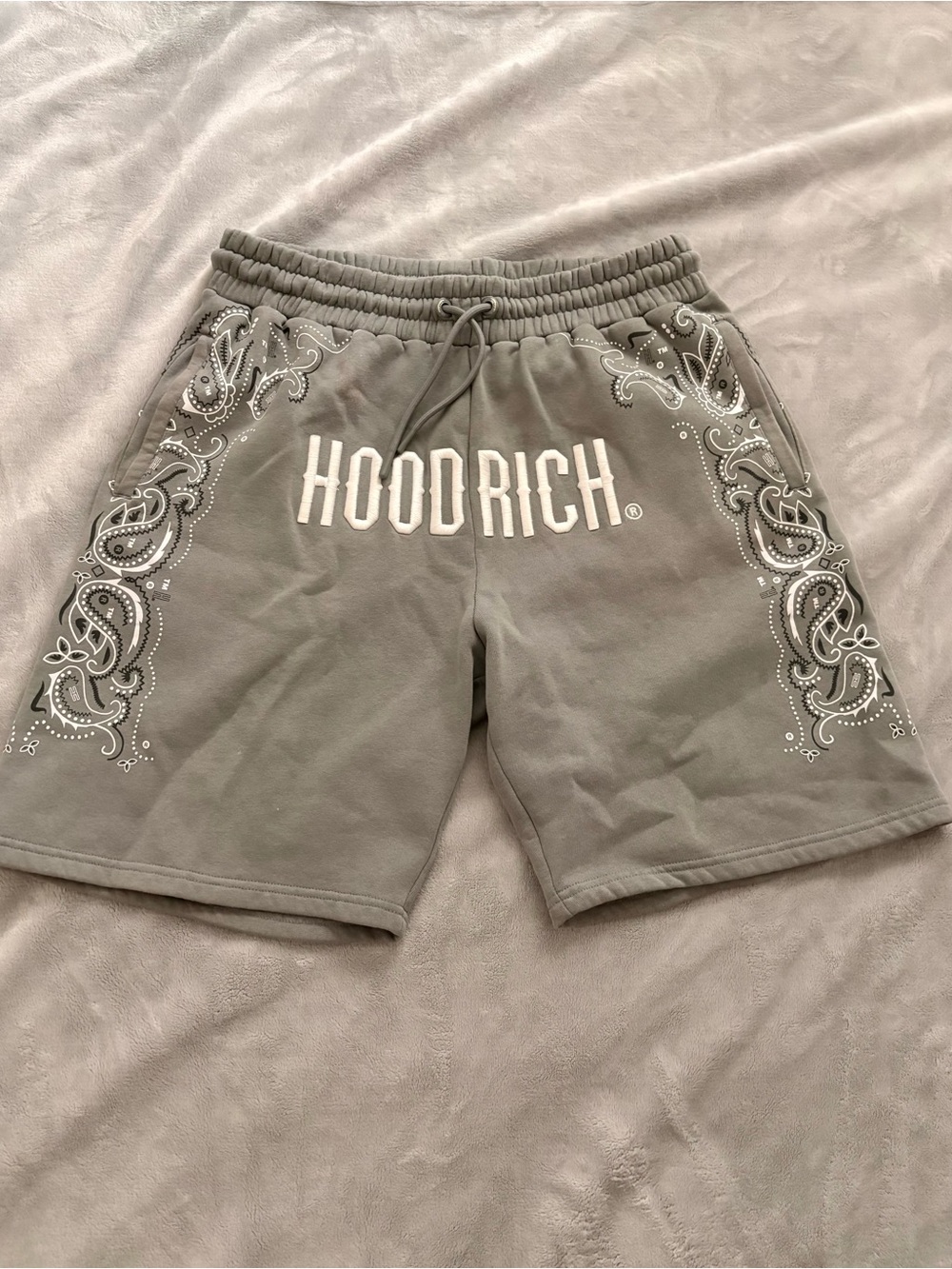 Hoodrich Shorts Large